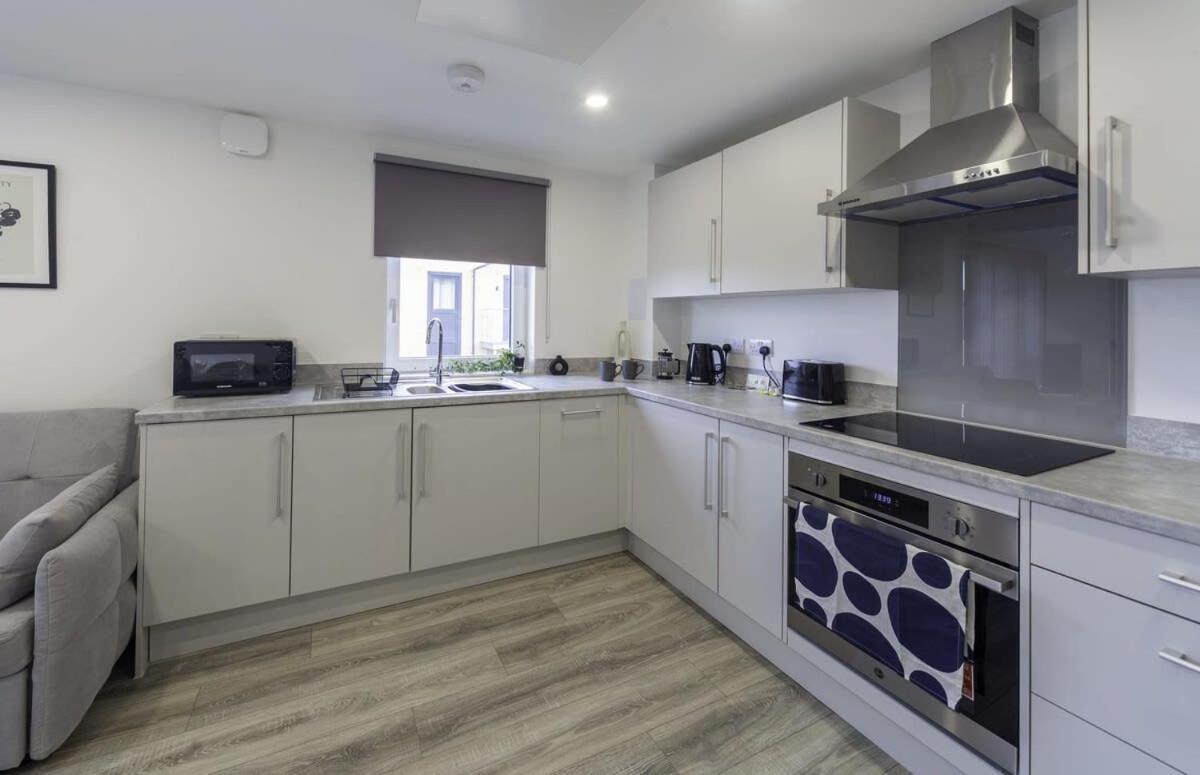 Modern And Bright 2 Bed Apartment In Ashford Ashford  Exteriör bild