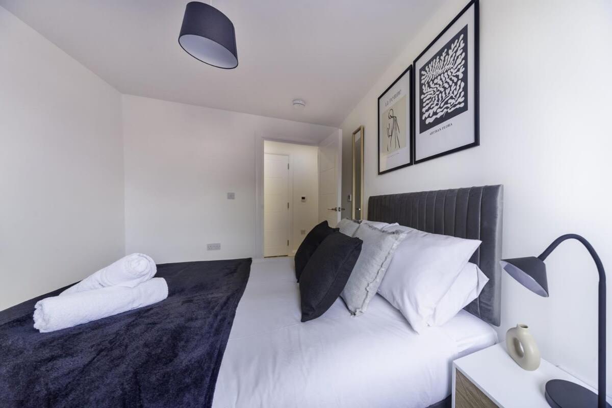 Modern And Bright 2 Bed Apartment In Ashford Ashford  Exteriör bild